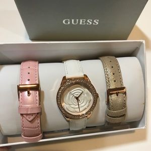 Guess women watch set